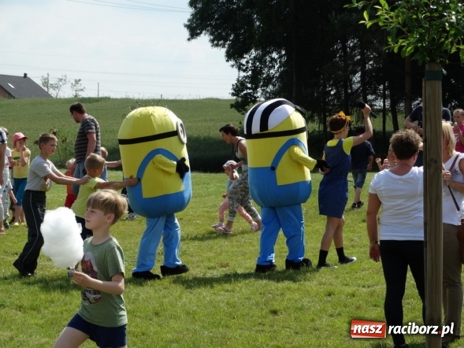 Zdjęcie w galerii na portalu naszraciborz.pl: W Rzuchowie hucznie obchodzili Dzień Dziecka wiadomości z regionu