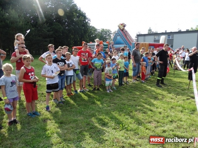Zdjęcie w galerii na portalu naszraciborz.pl: W Rzuchowie hucznie obchodzili Dzień Dziecka wiadomości z regionu