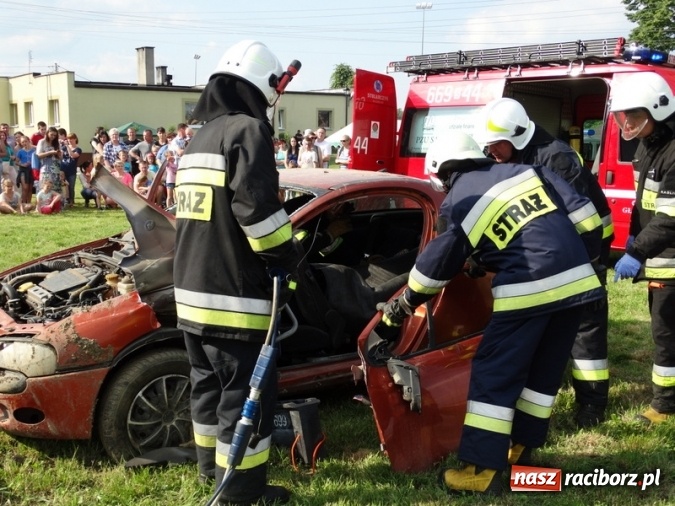 Zdjęcie w galerii na portalu naszraciborz.pl: W Rzuchowie hucznie obchodzili Dzień Dziecka wiadomości z regionu