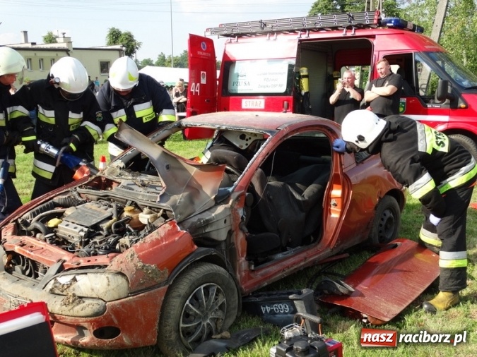 Zdjęcie w galerii na portalu naszraciborz.pl: W Rzuchowie hucznie obchodzili Dzień Dziecka wiadomości z regionu