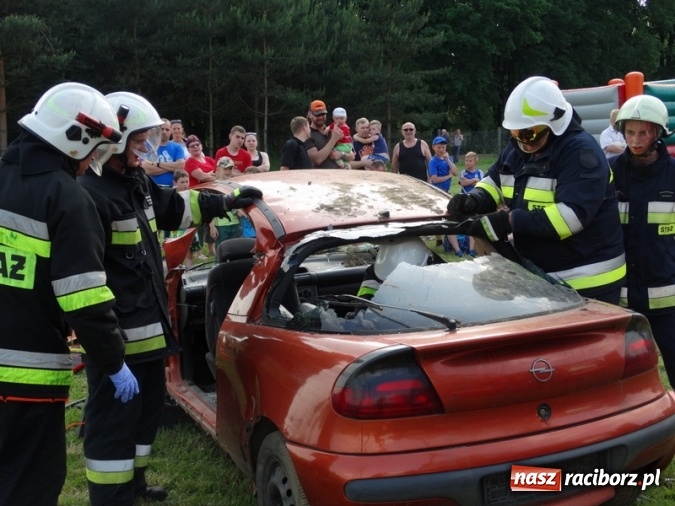 Zdjęcie w galerii na portalu naszraciborz.pl: W Rzuchowie hucznie obchodzili Dzień Dziecka wiadomości z regionu