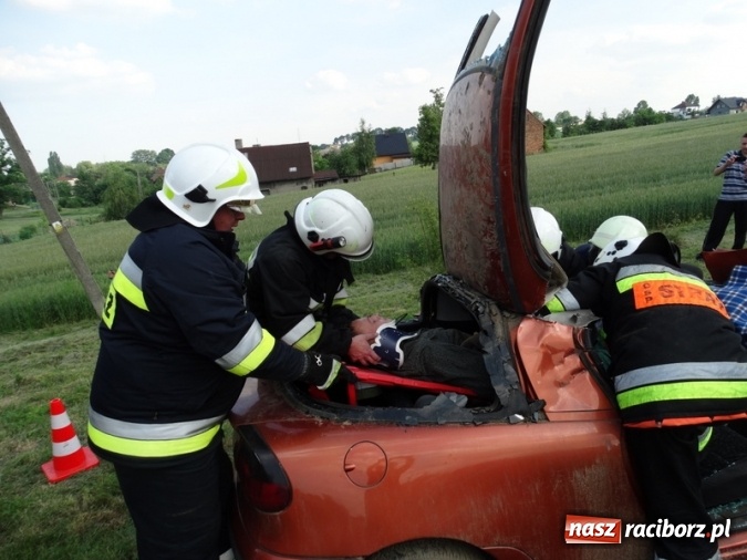 Zdjęcie w galerii na portalu naszraciborz.pl: W Rzuchowie hucznie obchodzili Dzień Dziecka wiadomości z regionu
