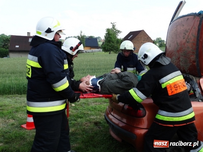 Zdjęcie w galerii na portalu naszraciborz.pl: W Rzuchowie hucznie obchodzili Dzień Dziecka wiadomości z regionu