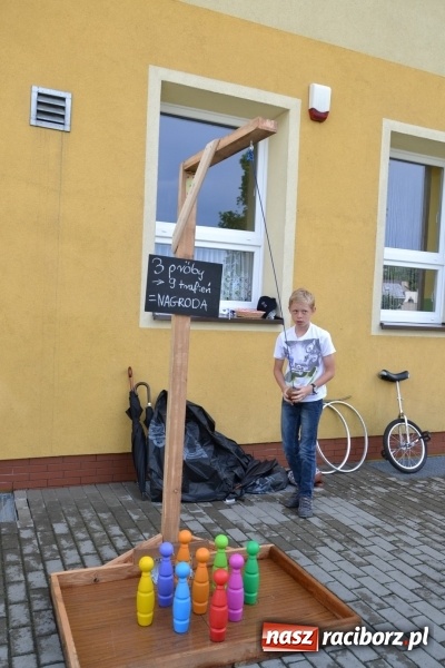 Zdjęcie w galerii na portalu naszraciborz.pl: Król, Królowa, intryg skutki i niesforne krasnoludki wiadomości z regionu