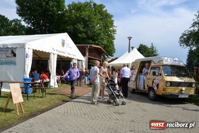 Zdjęcie w galerii na portalu naszraciborz.pl: Król, Królowa, intryg skutki i niesforne krasnoludki wiadomości z regionu