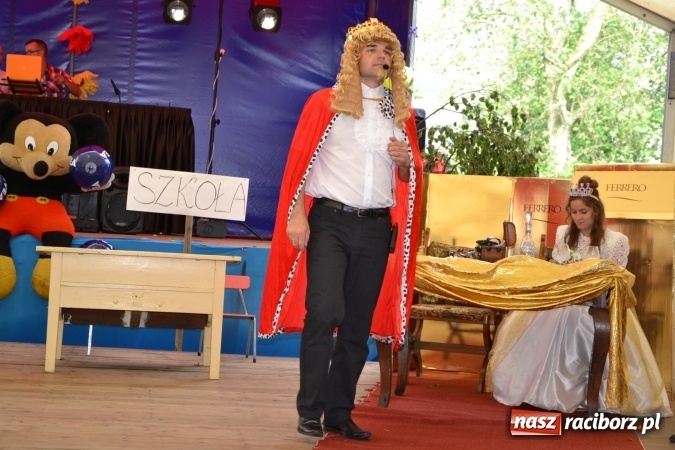 Zdjęcie w galerii na portalu naszraciborz.pl: Król, Królowa, intryg skutki i niesforne krasnoludki wiadomości z regionu