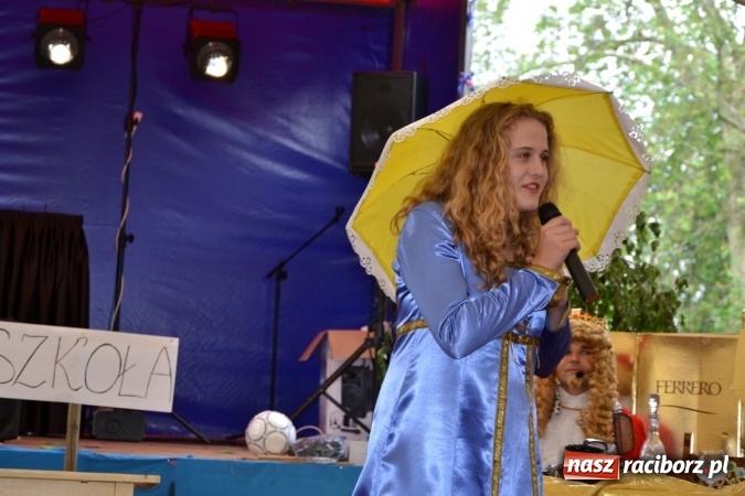 Zdjęcie w galerii na portalu naszraciborz.pl: Król, Królowa, intryg skutki i niesforne krasnoludki wiadomości z regionu