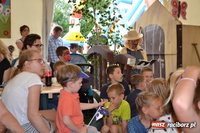 Zdjęcie w galerii na portalu naszraciborz.pl: Król, Królowa, intryg skutki i niesforne krasnoludki wiadomości z regionu