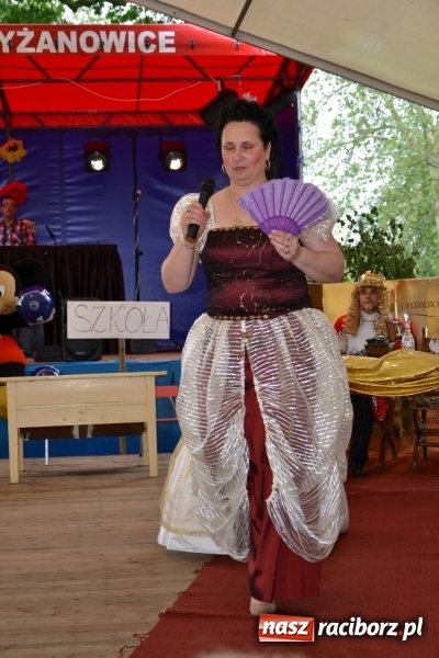 Zdjęcie w galerii na portalu naszraciborz.pl: Król, Królowa, intryg skutki i niesforne krasnoludki wiadomości z regionu