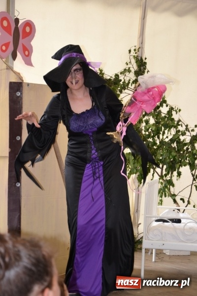 Zdjęcie w galerii na portalu naszraciborz.pl: Król, Królowa, intryg skutki i niesforne krasnoludki wiadomości z regionu