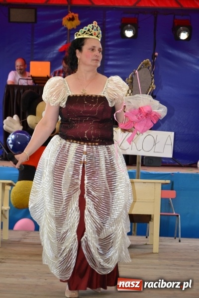 Zdjęcie w galerii na portalu naszraciborz.pl: Król, Królowa, intryg skutki i niesforne krasnoludki wiadomości z regionu