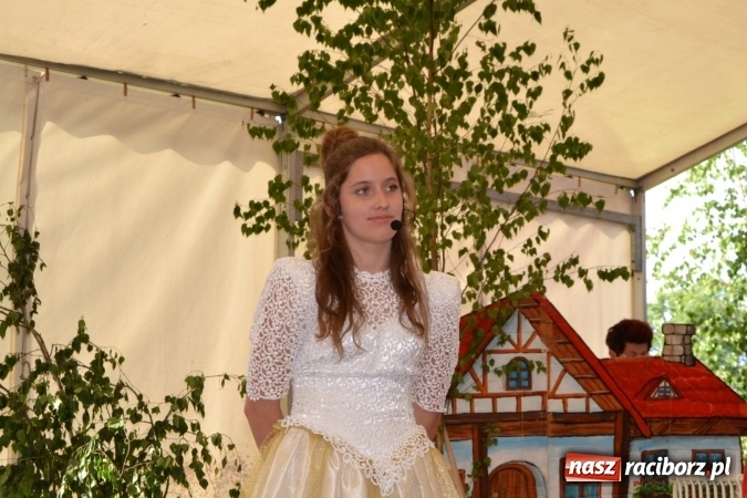 Zdjęcie w galerii na portalu naszraciborz.pl: Król, Królowa, intryg skutki i niesforne krasnoludki wiadomości z regionu