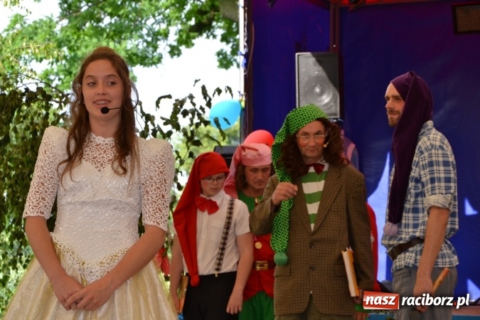 Zdjęcie w galerii na portalu naszraciborz.pl: Król, Królowa, intryg skutki i niesforne krasnoludki wiadomości z regionu