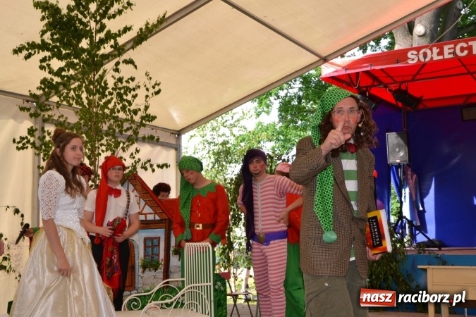 Zdjęcie w galerii na portalu naszraciborz.pl: Król, Królowa, intryg skutki i niesforne krasnoludki wiadomości z regionu