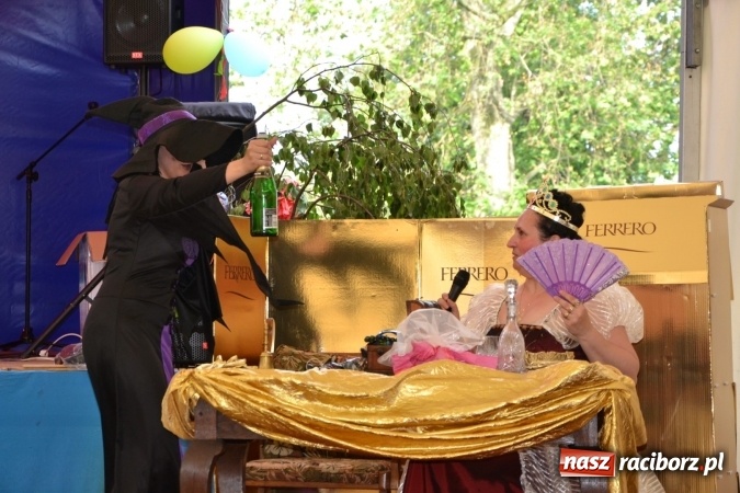 Zdjęcie w galerii na portalu naszraciborz.pl: Król, Królowa, intryg skutki i niesforne krasnoludki wiadomości z regionu