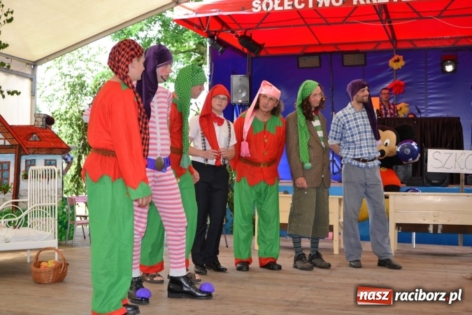 Zdjęcie w galerii na portalu naszraciborz.pl: Król, Królowa, intryg skutki i niesforne krasnoludki wiadomości z regionu