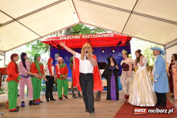 Zdjęcie w galerii na portalu naszraciborz.pl: Król, Królowa, intryg skutki i niesforne krasnoludki wiadomości z regionu