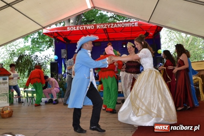 Zdjęcie w galerii na portalu naszraciborz.pl: Król, Królowa, intryg skutki i niesforne krasnoludki wiadomości z regionu