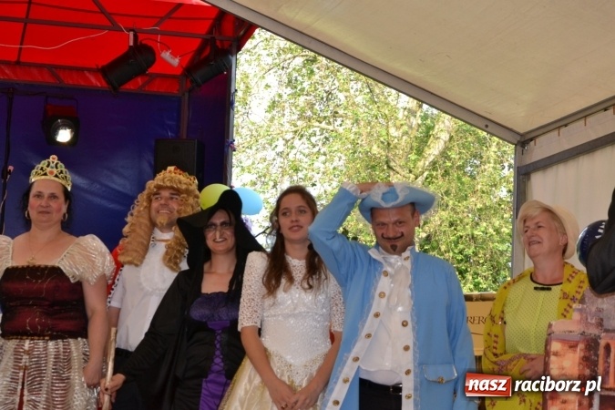 Zdjęcie w galerii na portalu naszraciborz.pl: Król, Królowa, intryg skutki i niesforne krasnoludki wiadomości z regionu