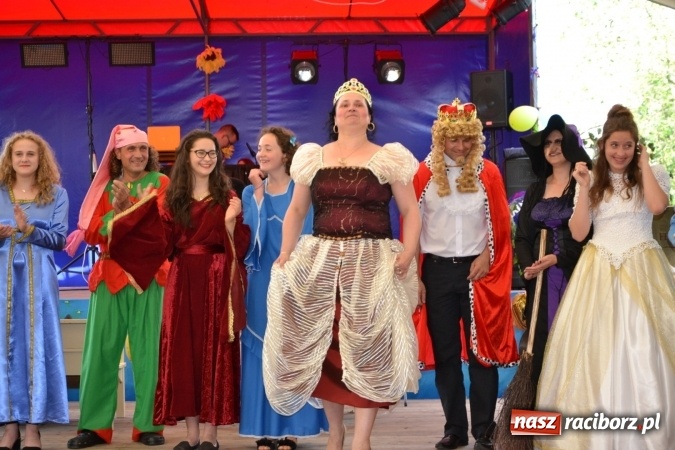 Zdjęcie w galerii na portalu naszraciborz.pl: Król, Królowa, intryg skutki i niesforne krasnoludki wiadomości z regionu