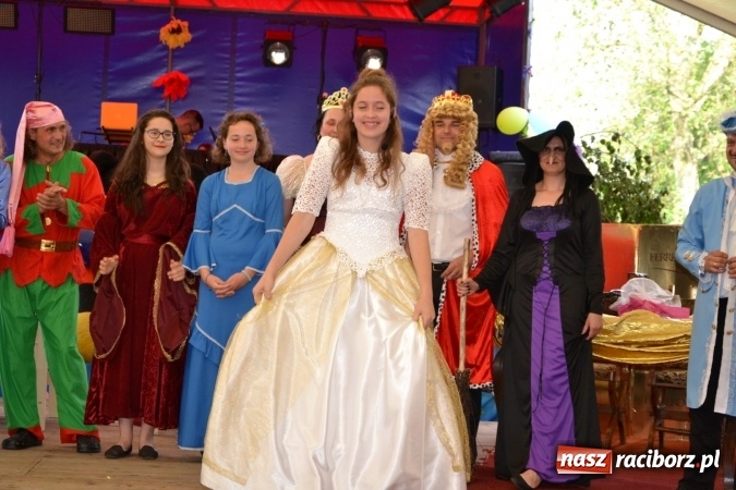 Zdjęcie w galerii na portalu naszraciborz.pl: Król, Królowa, intryg skutki i niesforne krasnoludki wiadomości z regionu