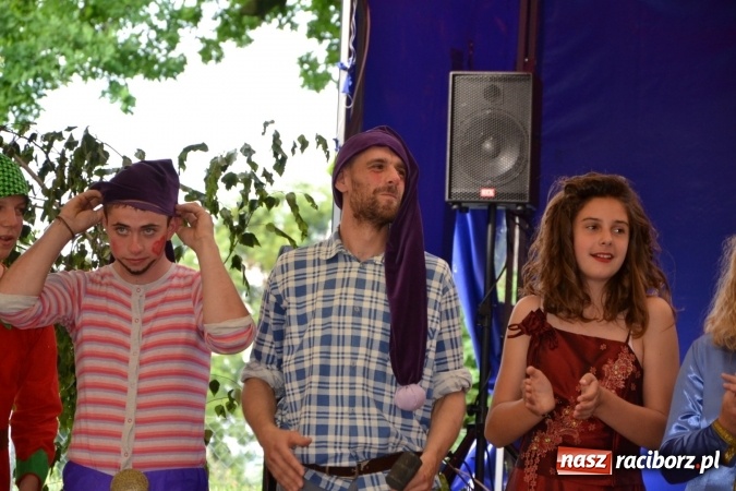 Zdjęcie w galerii na portalu naszraciborz.pl: Król, Królowa, intryg skutki i niesforne krasnoludki wiadomości z regionu