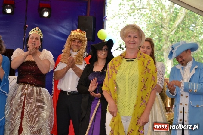 Zdjęcie w galerii na portalu naszraciborz.pl: Król, Królowa, intryg skutki i niesforne krasnoludki wiadomości z regionu