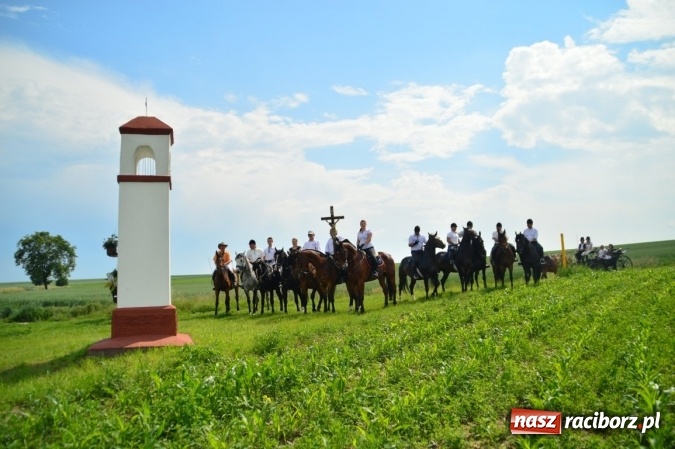 Zdjęcie w galerii na portalu naszraciborz.pl: Bieńkowice modliły się do św. Urbana  wiadomości z regionu