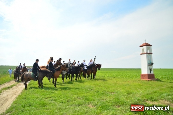 Zdjęcie w galerii na portalu naszraciborz.pl: Bieńkowice modliły się do św. Urbana  wiadomości z regionu