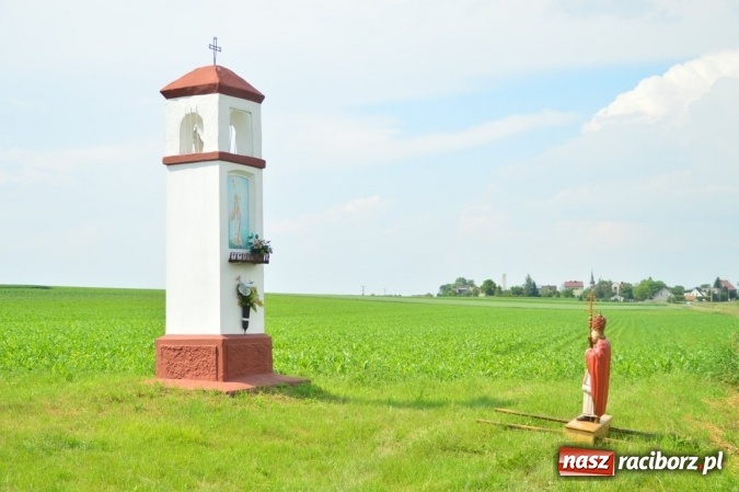 Zdjęcie w galerii na portalu naszraciborz.pl: Bieńkowice modliły się do św. Urbana  wiadomości z regionu