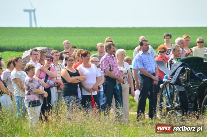 Zdjęcie w galerii na portalu naszraciborz.pl: Bieńkowice modliły się do św. Urbana  wiadomości z regionu