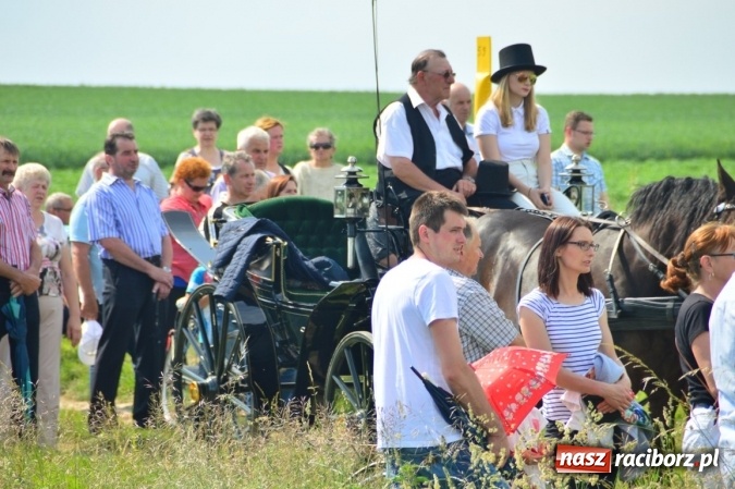 Zdjęcie w galerii na portalu naszraciborz.pl: Bieńkowice modliły się do św. Urbana  wiadomości z regionu