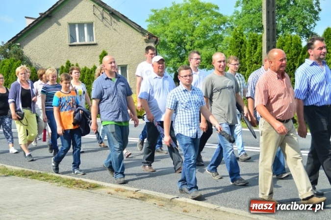 Zdjęcie w galerii na portalu naszraciborz.pl: Bieńkowice modliły się do św. Urbana  wiadomości z regionu