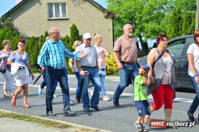 Zdjęcie w galerii na portalu naszraciborz.pl: Bieńkowice modliły się do św. Urbana  wiadomości z regionu
