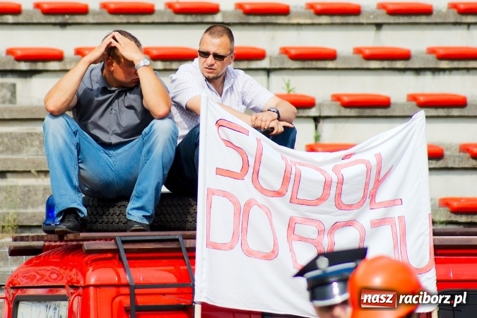 Zdjęcie w galerii na portalu naszraciborz.pl: Strażacy z Brzezia i strażaczki z Sudoła triumfatorami turnieju strażackiego w Raciborzu wiadomości z regionu