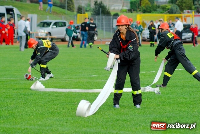 Zdjęcie w galerii na portalu naszraciborz.pl: Strażacy z Brzezia i strażaczki z Sudoła triumfatorami turnieju strażackiego w Raciborzu wiadomości z regionu