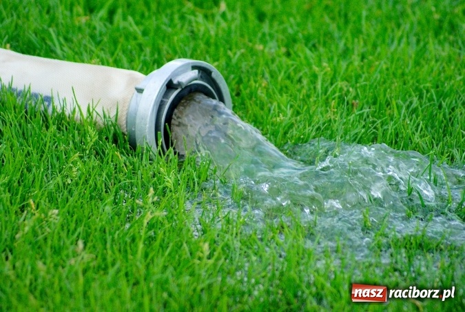 Zdjęcie w galerii na portalu naszraciborz.pl: Strażacy z Brzezia i strażaczki z Sudoła triumfatorami turnieju strażackiego w Raciborzu wiadomości z regionu