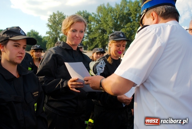 Zdjęcie w galerii na portalu naszraciborz.pl: Strażacy z Brzezia i strażaczki z Sudoła triumfatorami turnieju strażackiego w Raciborzu wiadomości z regionu