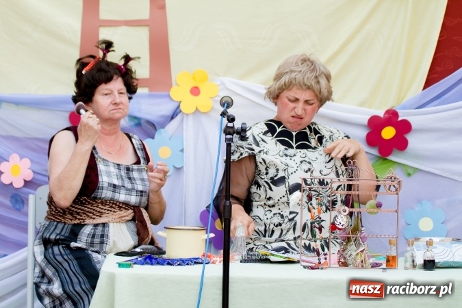 Zdjęcie w galerii na portalu naszraciborz.pl: Szkolny Dzień Dziecka. Krzanowice w rytmach Euro 2016 wiadomości z regionu