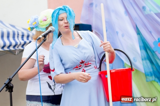 Zdjęcie w galerii na portalu naszraciborz.pl: Szkolny Dzień Dziecka. Krzanowice w rytmach Euro 2016 wiadomości z regionu