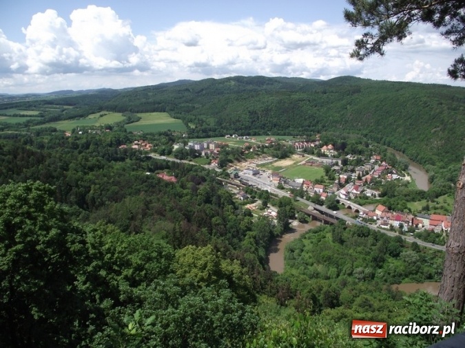 Zdjęcie w galerii na portalu naszraciborz.pl: Uczniom Szkoły Podstawowej nr 4 niestraszne szczyty górskie   wiadomości z regionu