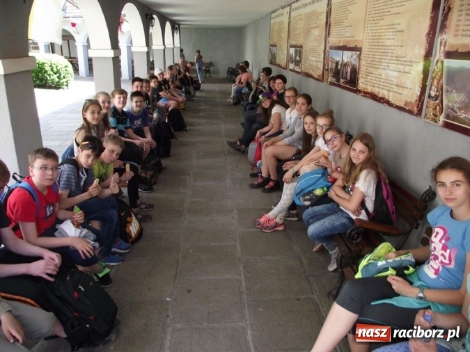 Zdjęcie w galerii na portalu naszraciborz.pl: Uczniom Szkoły Podstawowej nr 4 niestraszne szczyty górskie   wiadomości z regionu