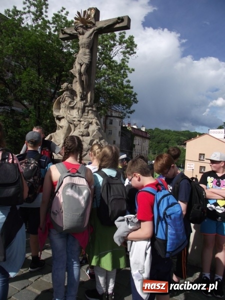 Zdjęcie w galerii na portalu naszraciborz.pl: Uczniom Szkoły Podstawowej nr 4 niestraszne szczyty górskie   wiadomości z regionu