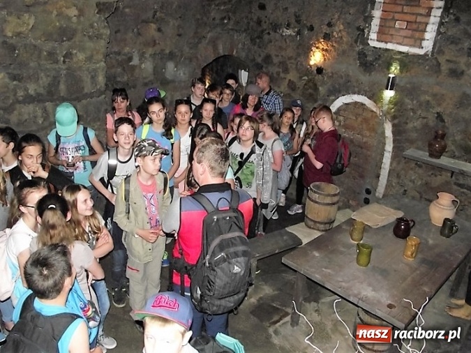 Zdjęcie w galerii na portalu naszraciborz.pl: Uczniom Szkoły Podstawowej nr 4 niestraszne szczyty górskie   wiadomości z regionu