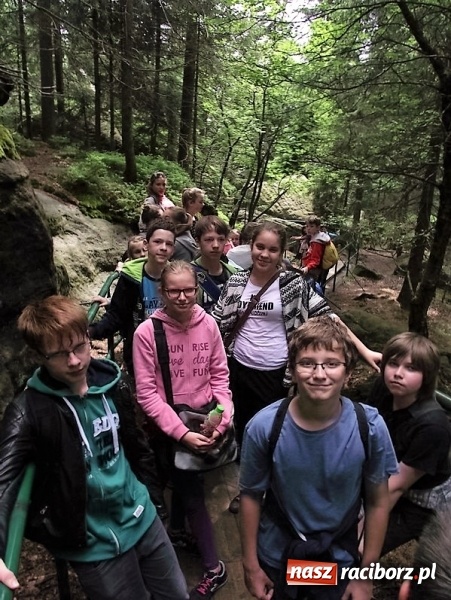 Zdjęcie w galerii na portalu naszraciborz.pl: Uczniom Szkoły Podstawowej nr 4 niestraszne szczyty górskie   wiadomości z regionu