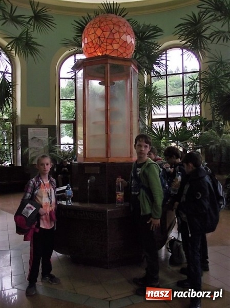 Zdjęcie w galerii na portalu naszraciborz.pl: Uczniom Szkoły Podstawowej nr 4 niestraszne szczyty górskie   wiadomości z regionu