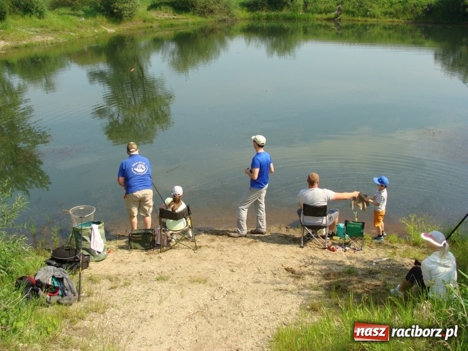 Zdjęcie w galerii na portalu naszraciborz.pl: Zawody wędkarskie z okazji Dnia Dziecka na łowisku nr 604 Łęg wiadomości z regionu