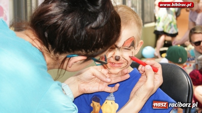 Zdjęcie w galerii na portalu naszraciborz.pl: Baśniowy Dzień Dziecka w bibliotece  wiadomości z regionu