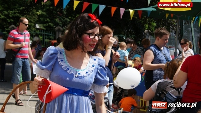 Zdjęcie w galerii na portalu naszraciborz.pl: Baśniowy Dzień Dziecka w bibliotece  wiadomości z regionu