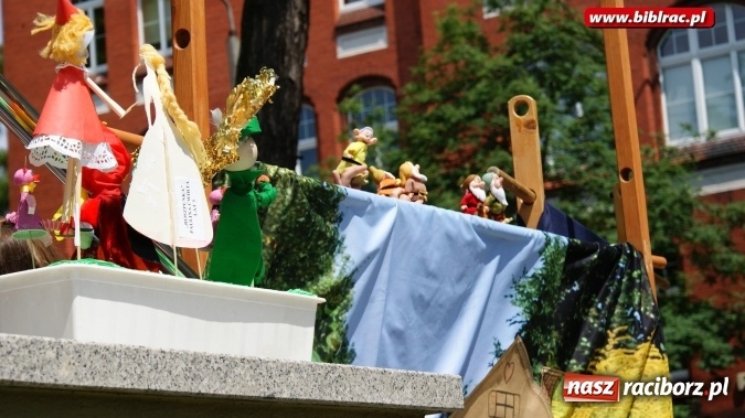 Zdjęcie w galerii na portalu naszraciborz.pl: Baśniowy Dzień Dziecka w bibliotece  wiadomości z regionu